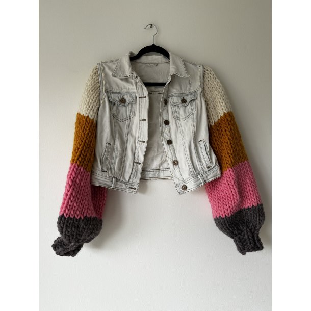 Upcycled denimjakke "Happy"